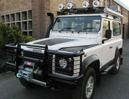 Land Rover Defender 90/110 Bonnet Protector / Black